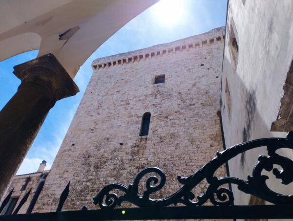 Torre Maestra castello Acquaviva d'Aragona Conversano